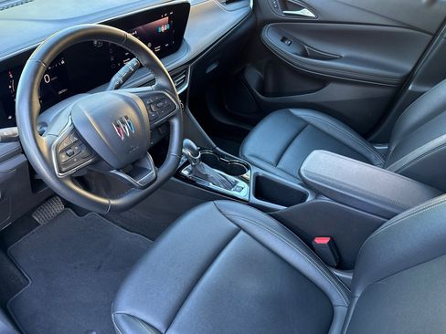 Used 2024 Buick Encore GX Sport Touring image 11