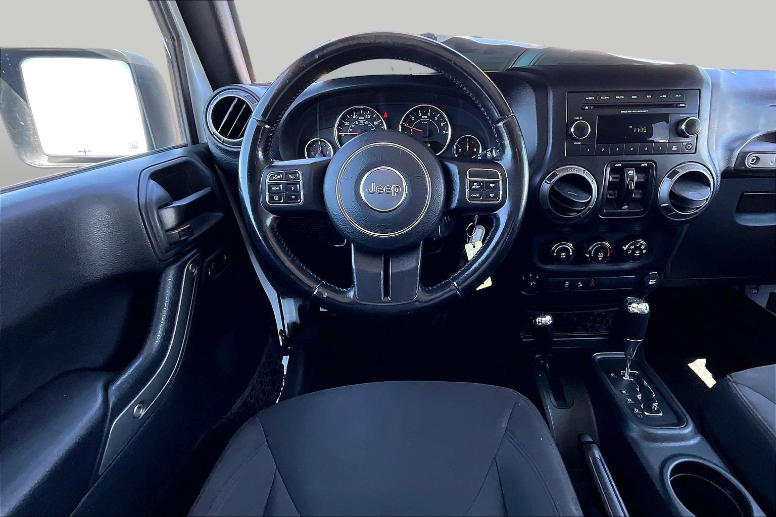 Used 2018 Jeep Wrangler Unlimited Sport S AWD/4WD image 5
