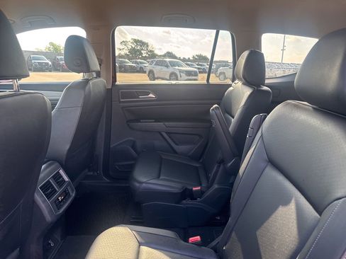Used 2019 Volkswagen Atlas SE w/ Towing Package FWD image 34