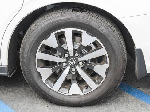 Used 2026 Honda Odyssey EX-L image 12