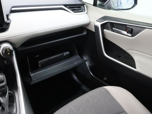Certified 2024 Toyota RAV4 XLE FWD image 23