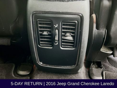 Used 2016 Jeep Grand Cherokee Laredo w/ Quick Order Package 23E AWD/4WD image 27