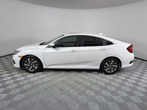 Used 2017 Honda Civic EX image 5