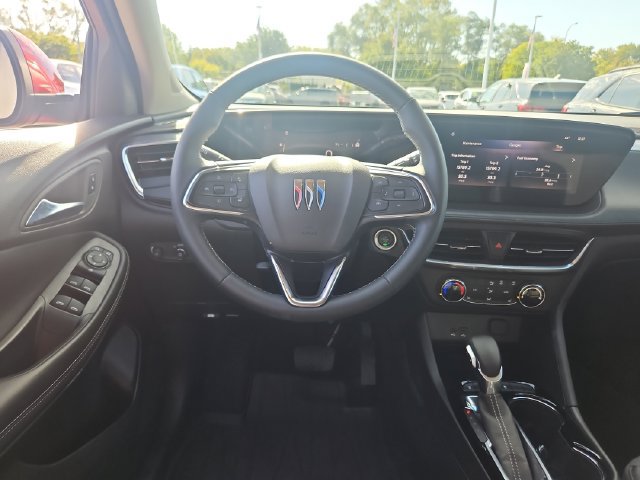 Used 2024 Buick Encore GX Preferred w/ Comfort Package FWD image 14