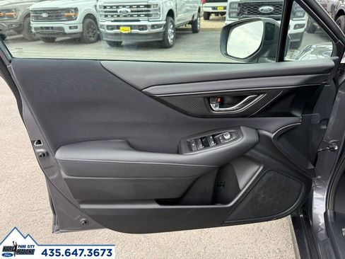 Used 2025 Subaru Legacy Premium AWD/4WD image 12