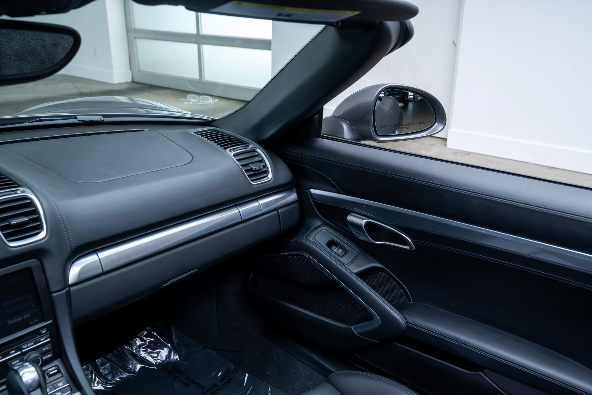 Used 2015 Porsche Boxster GTS RWD image 11
