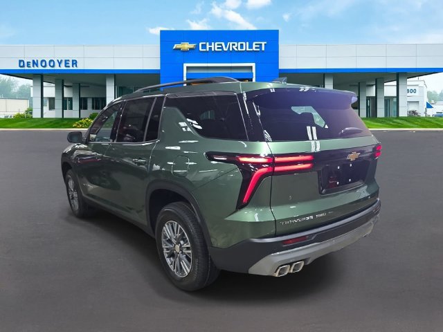 New 2027 Chevrolet Traverse LT w/ Driver Confidence Package AWD/4WD image 8