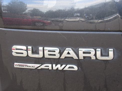 Used 2014 Subaru Forester 2.5i Limited w/ Popular Package #1 AWD/4WD image 8