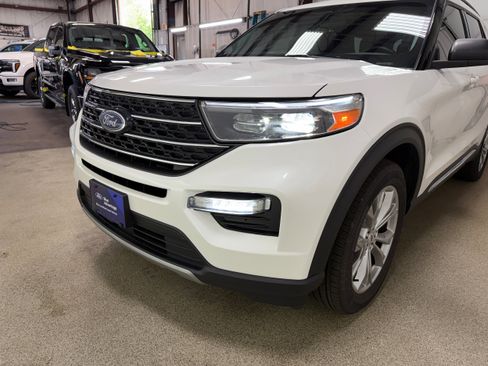 Certified 2023 Ford Explorer XLT w/ Equipment Group 202A AWD/4WD image 28