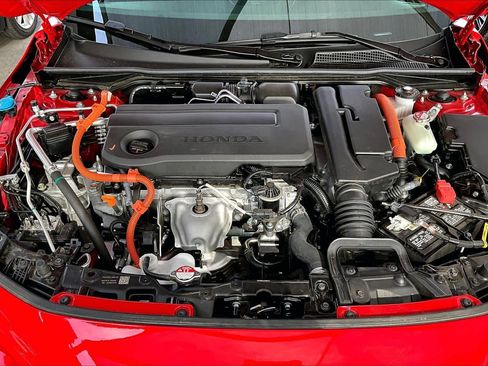 Used 2025 Honda Civic Sport image 32