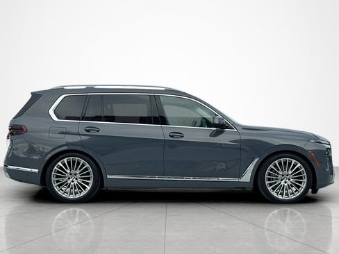 Used 2024 BMW X7 xDrive40i w/ Premium Package AWD/4WD image 6