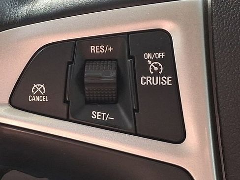 Used 2017 Chevrolet Equinox Premier w/ Enhanced Convenience Package FWD image 21