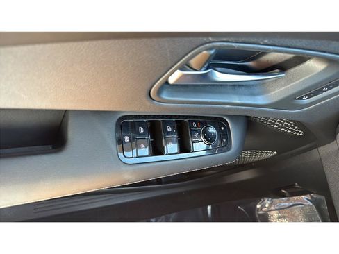Used 2024 Nissan Ariya FWD image 34