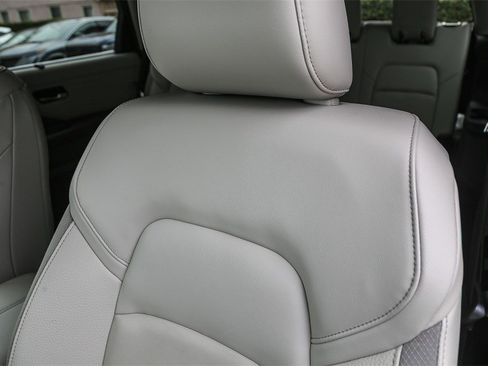 Certified 2024 Nissan Pathfinder SL w/ SL Premium Package image 23