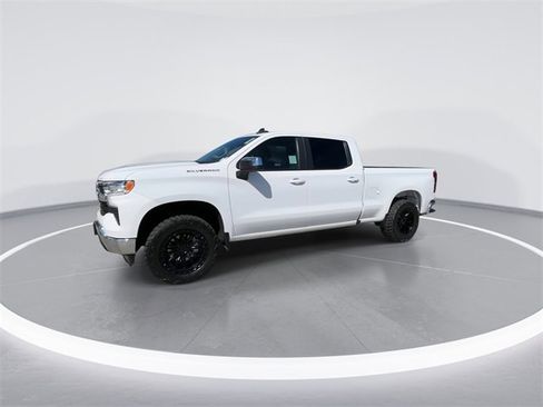 Used 2022 Chevrolet Silverado 1500 LT image 4