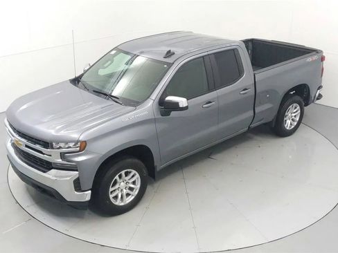 Used 2021 Chevrolet Silverado 1500 LT AWD/4WD image 37