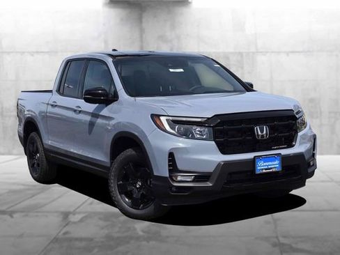 New 2026 Honda Ridgeline Black Edition image 2