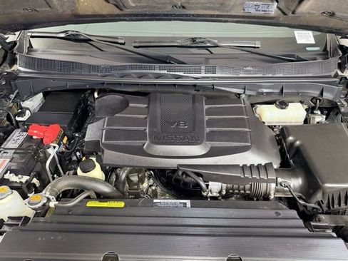 Used 2023 Nissan Titan PRO-4X w/ Pro-4x Convenience Package image 35