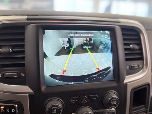 Used 2020 RAM 1500 Warlock AWD/4WD image 32