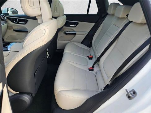 Used 2026 Mercedes-Benz GLC 300 image 15