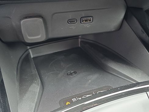 New 2026 Chevrolet Trax RS w/ Sunroof Package image 22