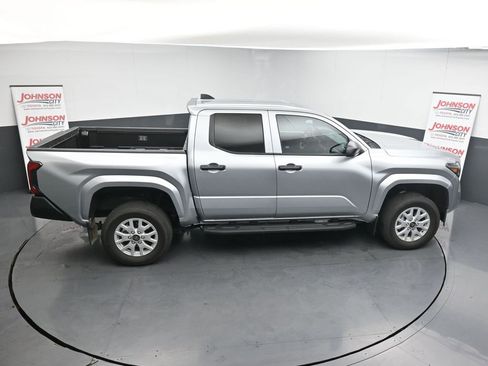Used 2024 Toyota Tacoma SR w/ SR Upgrade Package image 27