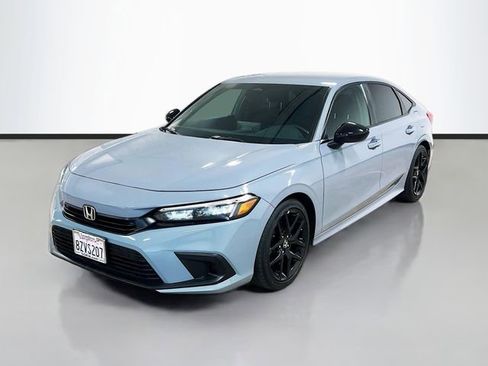 Used 2022 Honda Civic Sport image 3