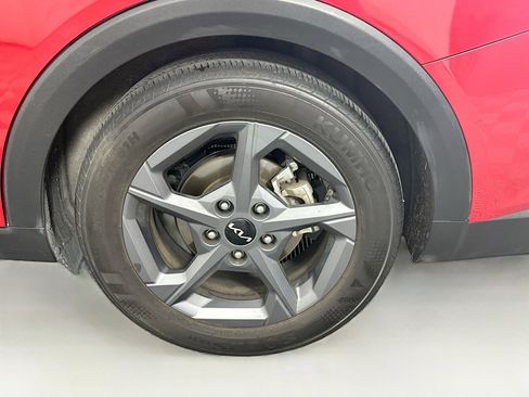 Used 2025 Kia K4 LXS image 11