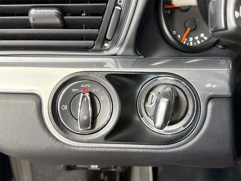 Used 2019 Porsche 911 Carrera S RWD image 26