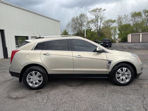 Used 2010 Cadillac SRX Luxury AWD/4WD image 6