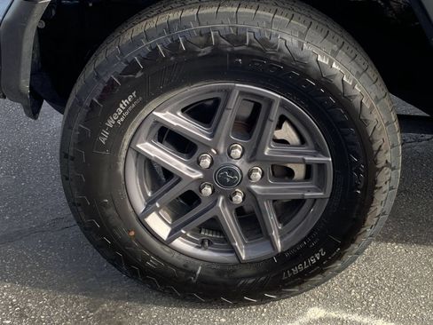 Used 2025 Jeep Wrangler Unlimited Sport AWD/4WD image 29
