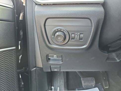 Used 2021 Jeep Grand Cherokee L Limited image 31