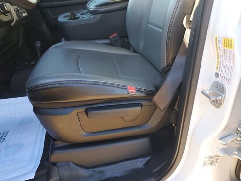 Certified 2022 RAM 2500 Tradesman w/ Chrome Appearance Group image 22