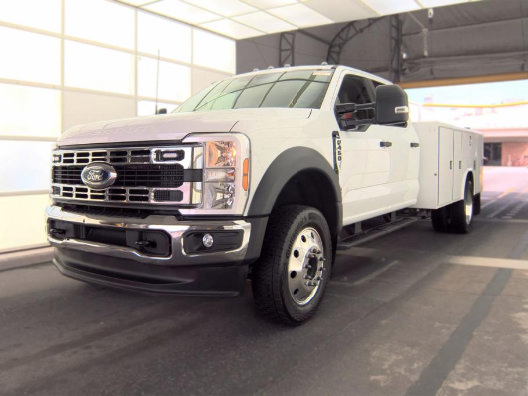 Used 2026 Ford F450 XL w/ XL Chrome Package AWD/4WD image 2