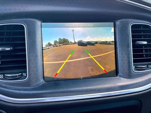 Used 2018 Dodge Charger R/T RWD image 21