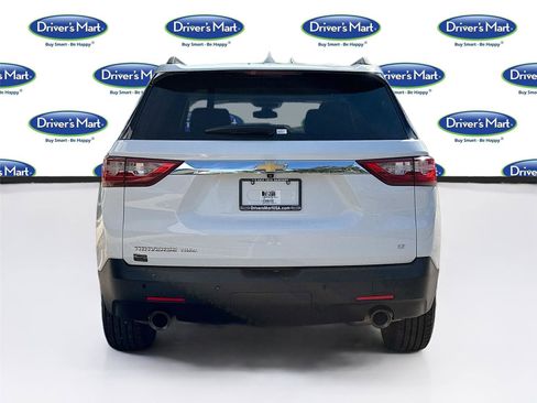 Used 2020 Chevrolet Traverse LT w/ Driver Confidence II Package image 7