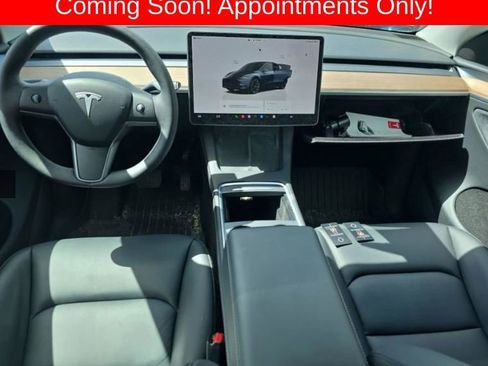 Used 2024 Tesla Model Y Long Range AWD/4WD image 4
