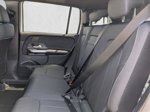 New 2026 Mercedes-Benz GLB 250 image 15