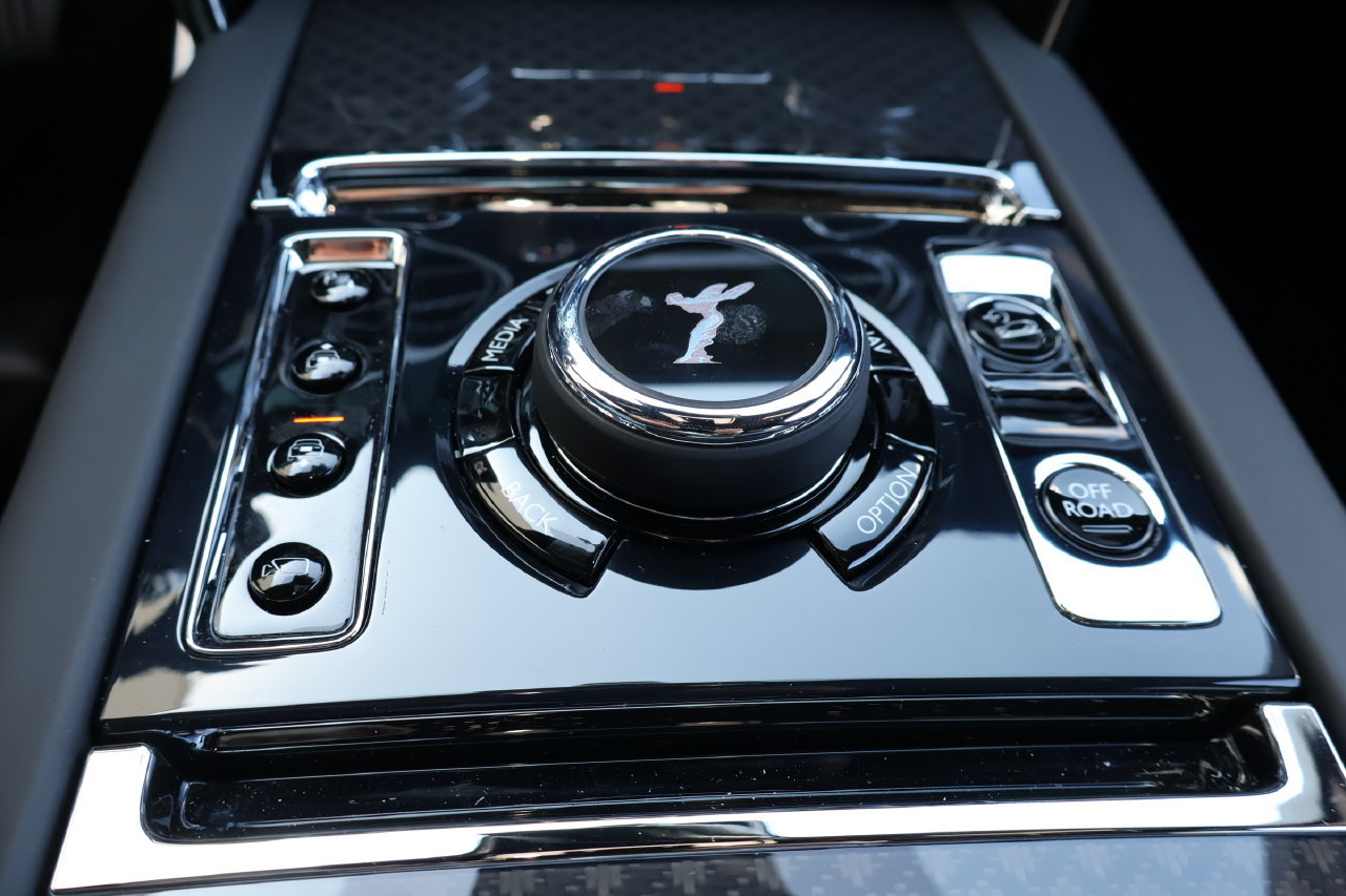 New 2027 Rolls-Royce Cullinan Black Badge AWD/4WD image 28