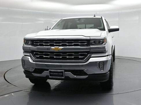 Used 2018 Chevrolet Silverado 1500 LTZ AWD/4WD image 50