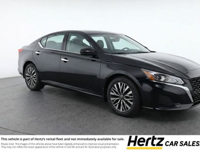 Used 2025 Nissan Altima 2.5 SV