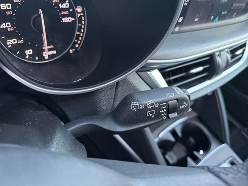 Used 2023 Alfa Romeo Stelvio Ti image 35