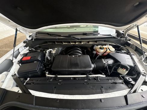 Certified 2025 Cadillac Escalade ESV Sport Platinum w/ LPO, Floor Liner Package AWD/4WD image 31
