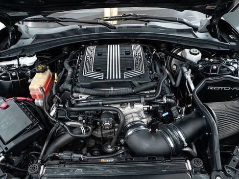 Used 2017 Chevrolet Camaro ZL1 RWD image 33
