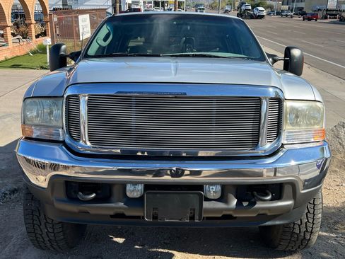 Used 2004 Ford F250 XLT image 4