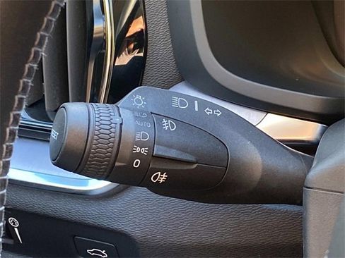 Used 2020 Volvo S60 T5 Momentum w/ Protection Package Premier image 22