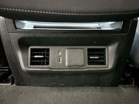 Used 2023 Chevrolet Silverado 1500 LT image 35