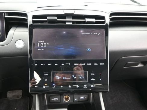 Used 2023 Hyundai Santa Cruz SEL Premium image 10