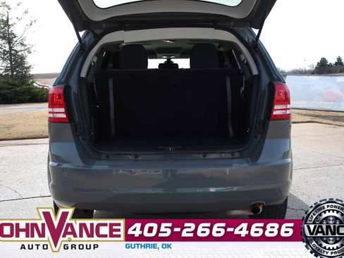 Used 2020 Dodge Journey SE w/ Blacktop Package image 8