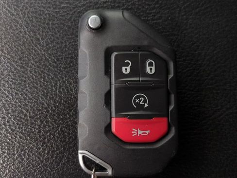 Used 2025 Jeep Wrangler Unlimited Sport AWD/4WD image 22